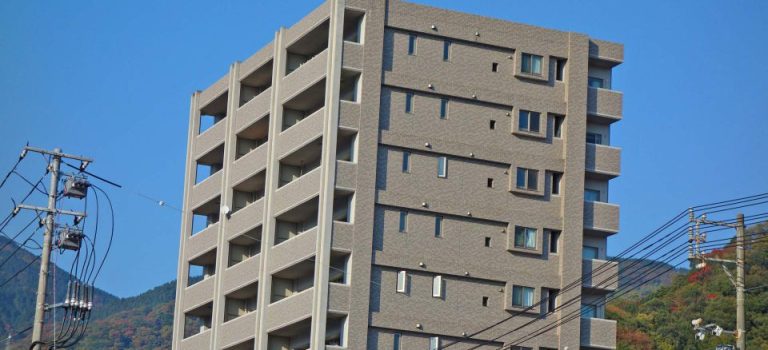 東京の住宅を守るための屋根リフォーム気象と都市事情に合わせた安心快適プラン 東京の住宅を守るための屋根リフォーム気象と都市事情に合わせた安心快適プラン