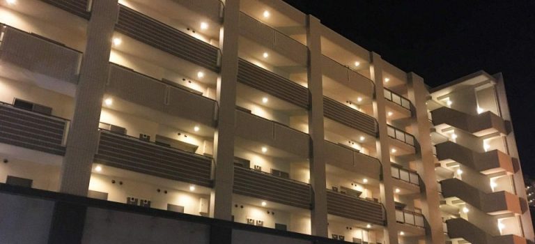 屋根リフォームで変わる東京の住まい安全快適さと資産価値向上への第一歩 屋根リフォームで変わる東京の住まい安全快適さと資産価値向上への第一歩